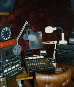 OriginalAirliftProductions1985